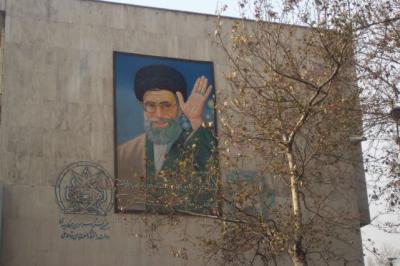 u41/ghislain3/medium/26766147.IranTehranJan2004027.jpg