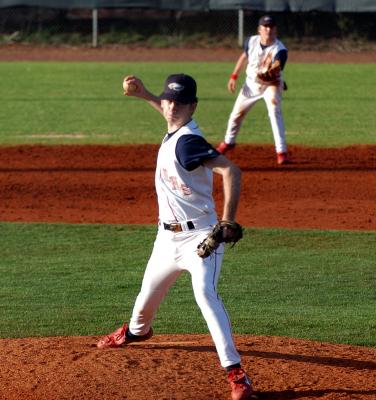 Mitchell in relief              Baseball 036.jpg