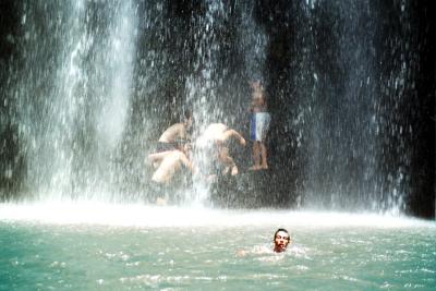 u41/ilanphoto/medium/27055308.623_17_330.jpg