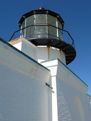 Pt Bonita Lighthouse 4-8-03.jpg