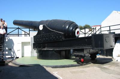 The 100-ton-gun from the rear