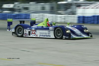 u41/jlester343/medium/27061737.2004_SEBRING_P1_22_sm.jpg