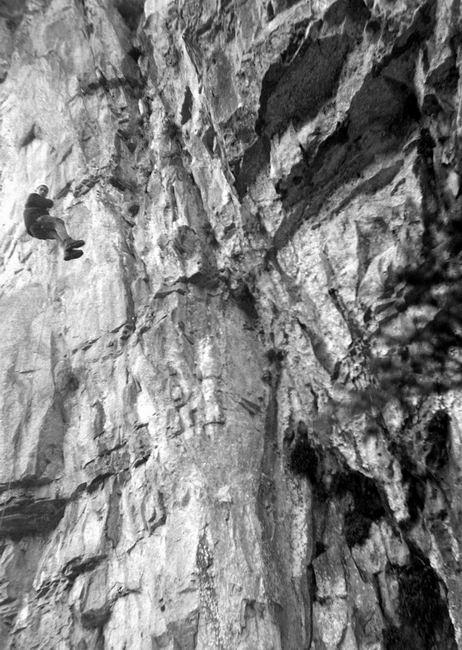 Rappel dans la Cima Ovest  Arudy et dbut de lescalade de la voie
