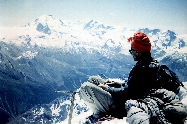 Robert Ollivier au sommet du Weisshorn (4505 m) en 1966  - Rcit.