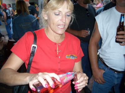 u41/larrys4227/medium/35949467.Biketoberfest_2004_82.jpg