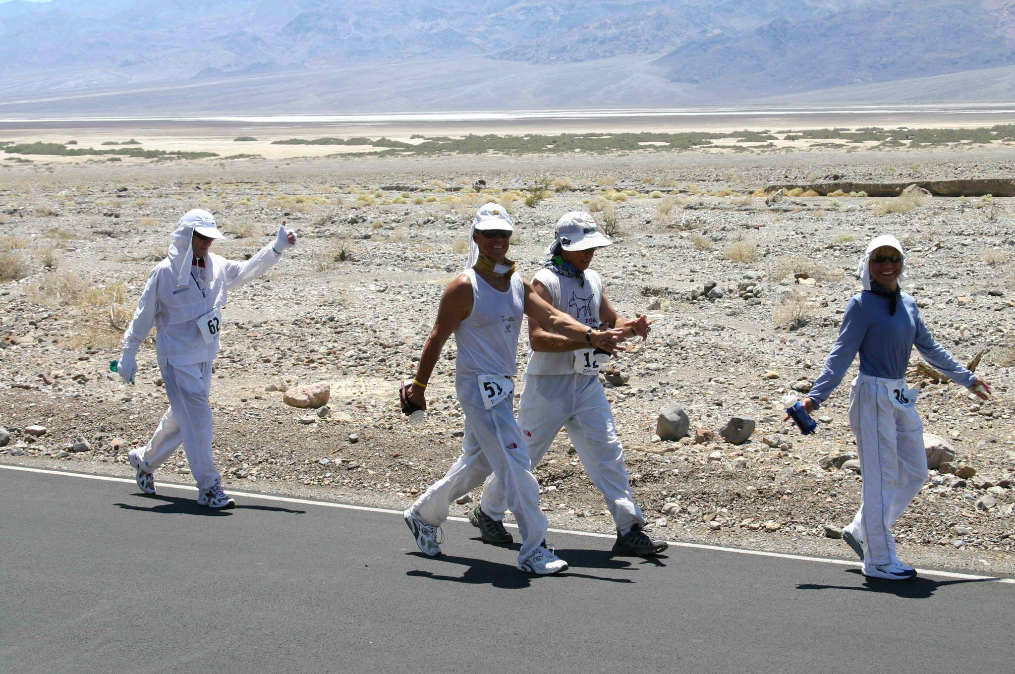 Art Webb #62, Chris Frost #53, Marshall Ulrich #12 (all Badwater veterans), & Lisa #36 (rookie)