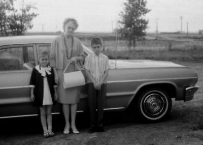 Lorraine, Gladys, and Chris at farm; Diana, Sask., 1965