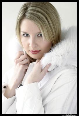 kel_whitecoat_06_web.jpg