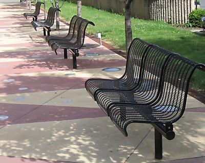 u41/malewis/medium/33283313.Benches.jpg