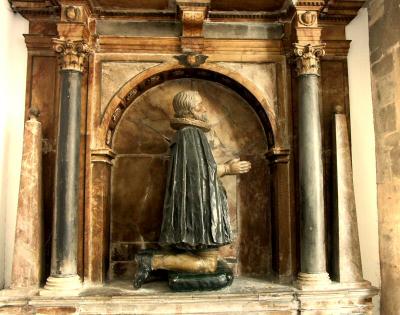 Memorial to Luellin, St Cuthbert, Wells