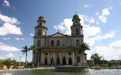 ruins of Managua's old cathedral at Plaza de la Republica
