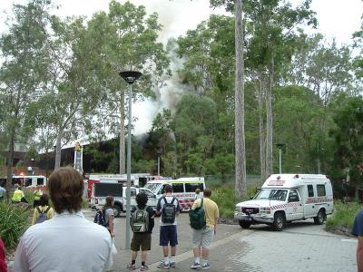 2004_0315Fire0002.JPG