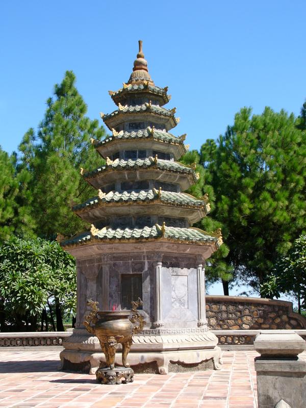 Thien Mu Pagoda