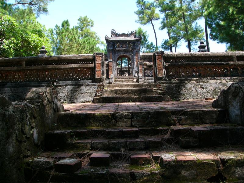 Kien Phuc's Tomb