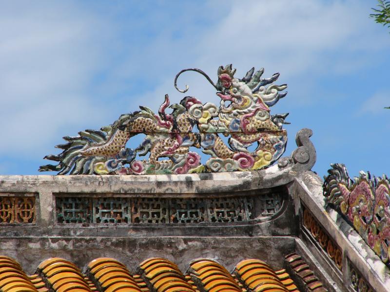 Elaborate dragon