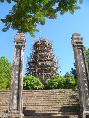 Thien Mu Pagoda - octagonal tower
