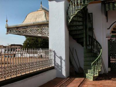 Stairway to balcony - Chettinad Palace 