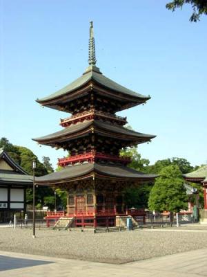 three-roof pagoda