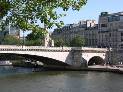May 2003 - Marie Bridge and Institut du Monde Arabe 75004