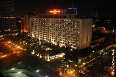 Hotel Intercon at Night