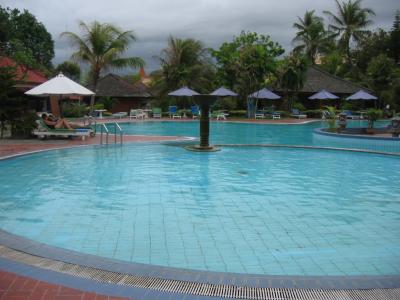 Inna Kuta Beach Hotel Pool