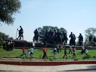 Gandhi Salt March Statue.jpg