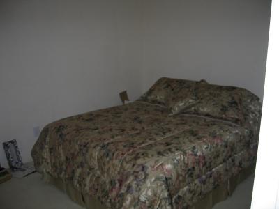 Side guest bedroom