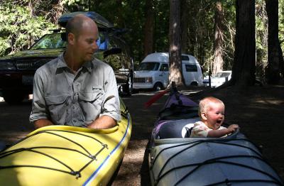 Eric giving Emily a few pointers on kayaking