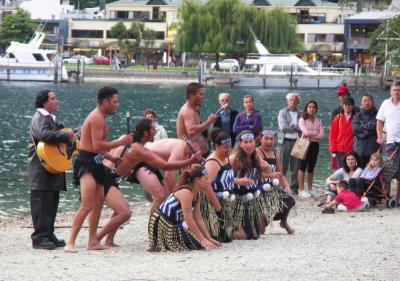 Maori Dance troupe