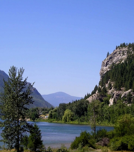 Columbia R. - Castlegar, B.C.