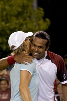navratilova paes 5