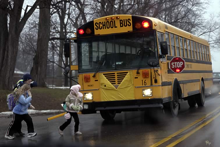 School bus unloading