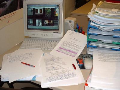 Oh s..., corrections! * by Doris Baillet