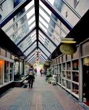 <b>Shopping Gallery</b><br><font size=2>by Moti</font>