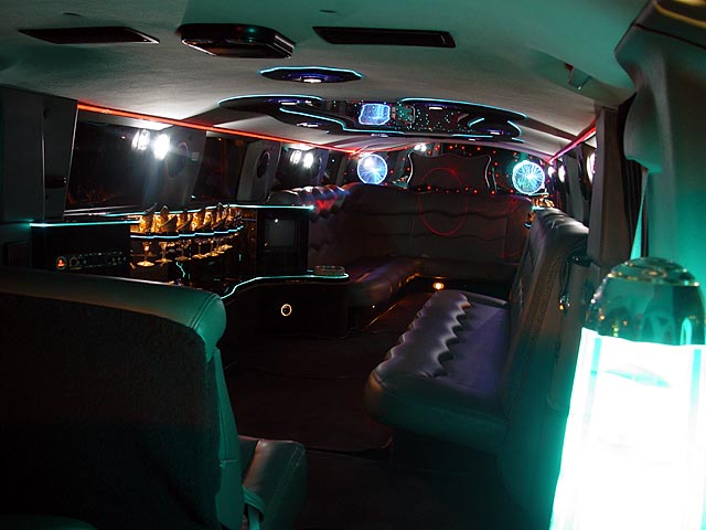 <b>Stretch Hummer<br></b><font size=1>by Bill Borne</font>