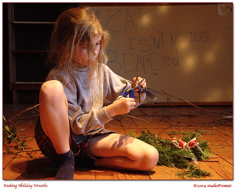 Making Holiday Wreaths</b> <br> <font size=2>Fremiet</font>