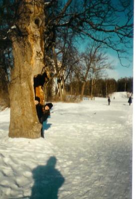u41/tanuschka/medium/39541572.mit_oksana_im_baum.jpg