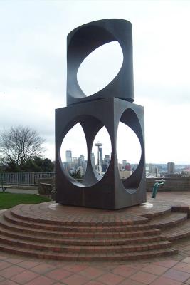 Seattle_1329 changing forms - Kerry Park.JPG