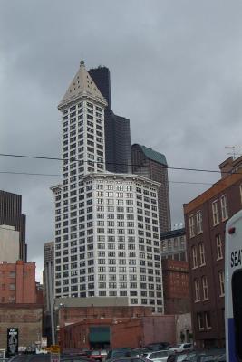 Seattle_1330 the Smith Tower & Bank of America Tower.JPG