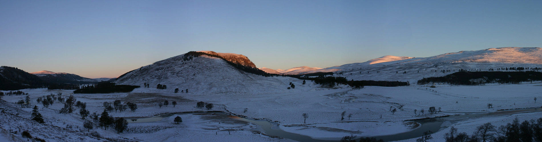 Winter morning looking towards the Linn of Quoich