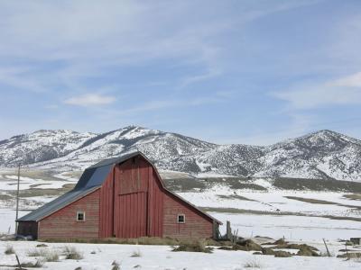 old red barn in Arbon Valley DSCN0173.jpg