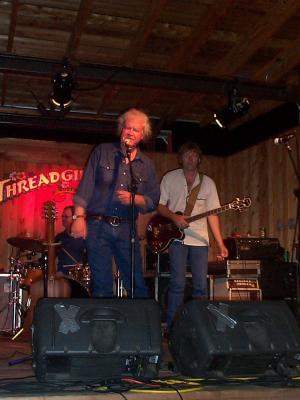 Billy Joe and Cornbread at Threadgill's, Austin Texas, 8/27/04