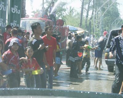 Kan Songkran 2003