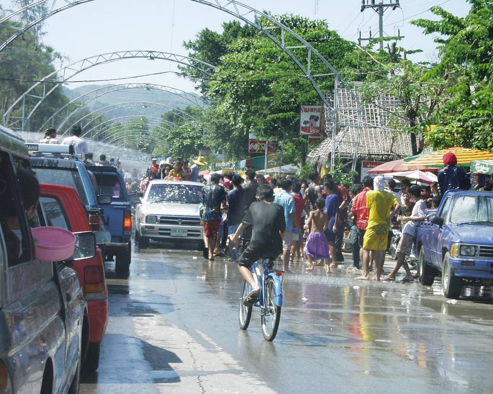 Kan Songkran 2003