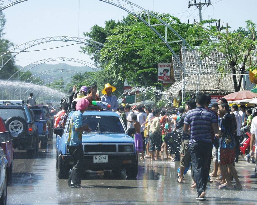 Kan Songkran 2003