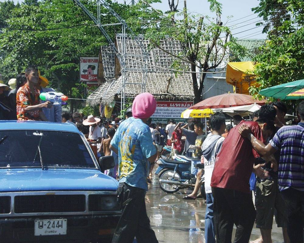 Kan Songkran 2003