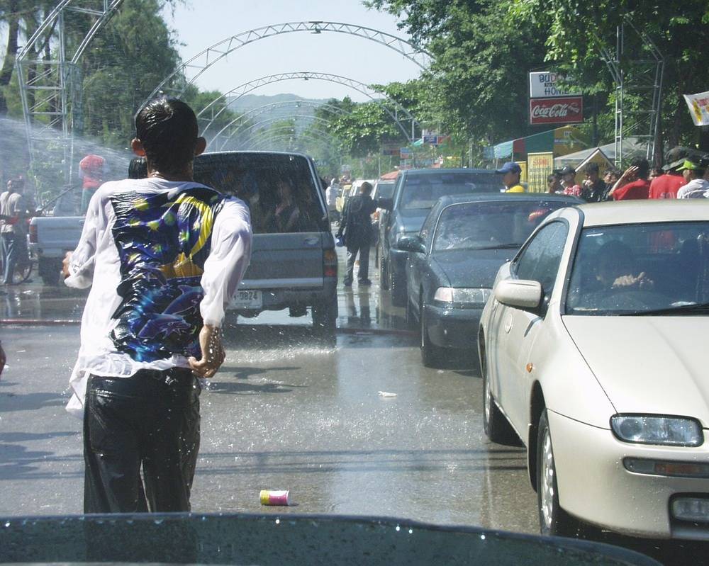 Kan Songkran 2003