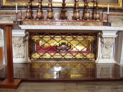 Dead Popes a-plenty