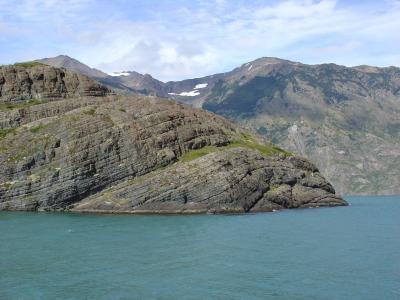 Glaciers had their way with these rocks