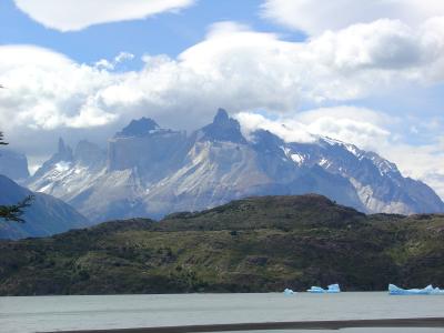 Paine Grande looming over Lago Grey